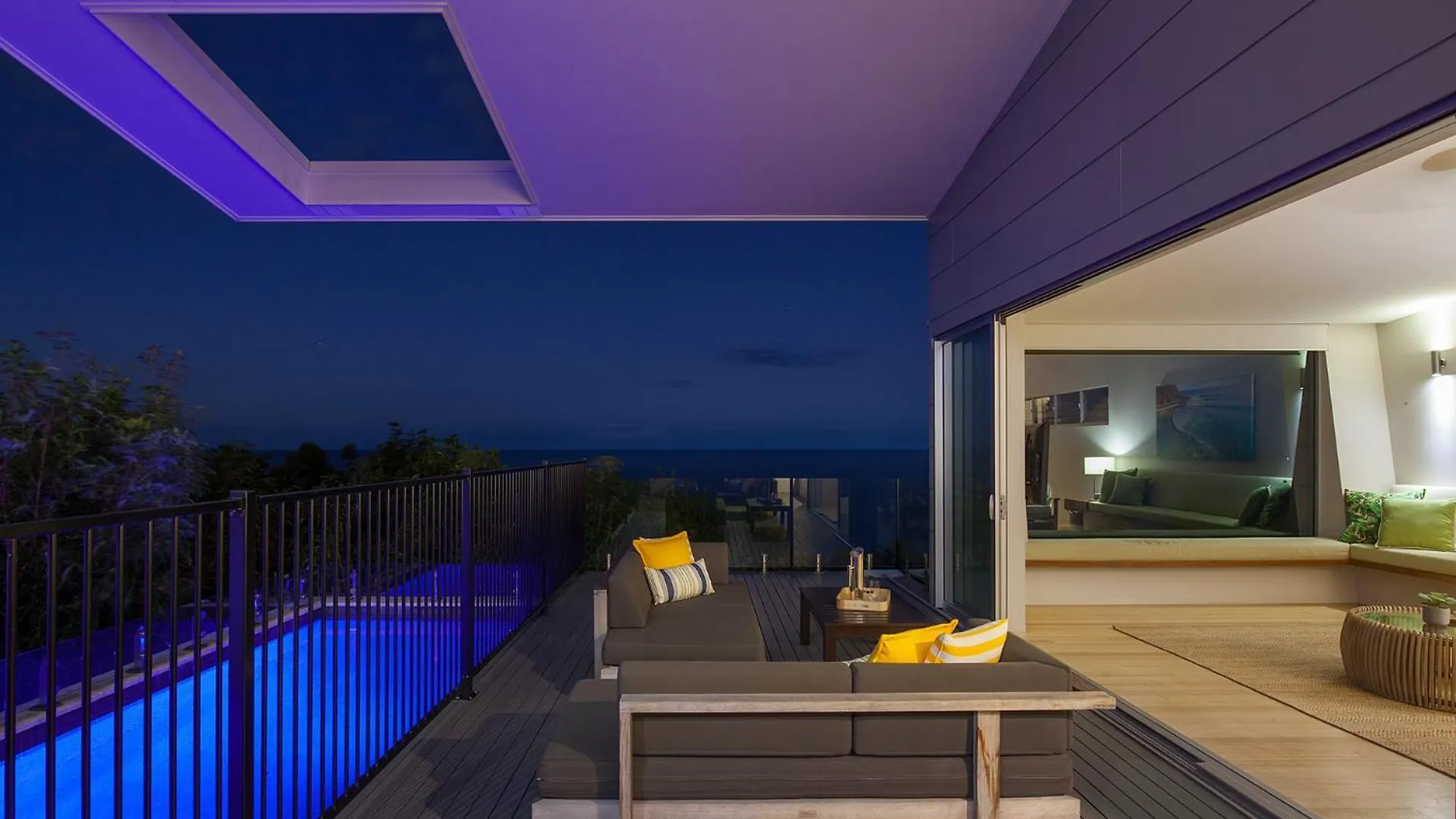 Luxury 5Br Retreat, Sleeps 12, 4 Ensuites Coolum Beach