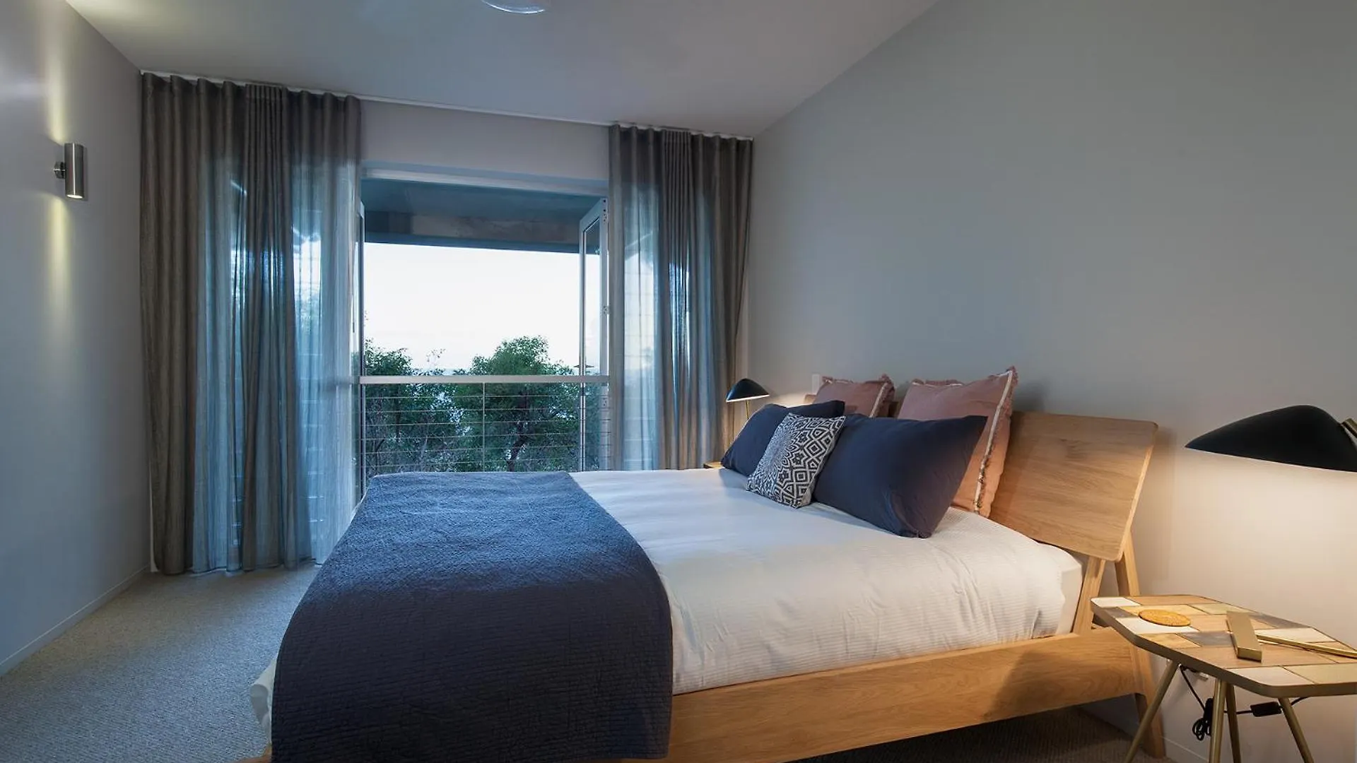 Ferienhaus Luxury 5Br Retreat, Sleeps 12, 4 Ensuites Coolum Beach Australien